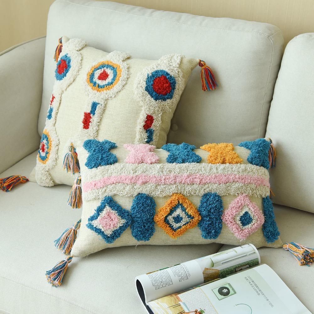 Handmade Moroccan Circle Cushion Cover With Tassles - Indimode