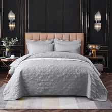 Grey Blend Quilted Bedspread / Throw Set