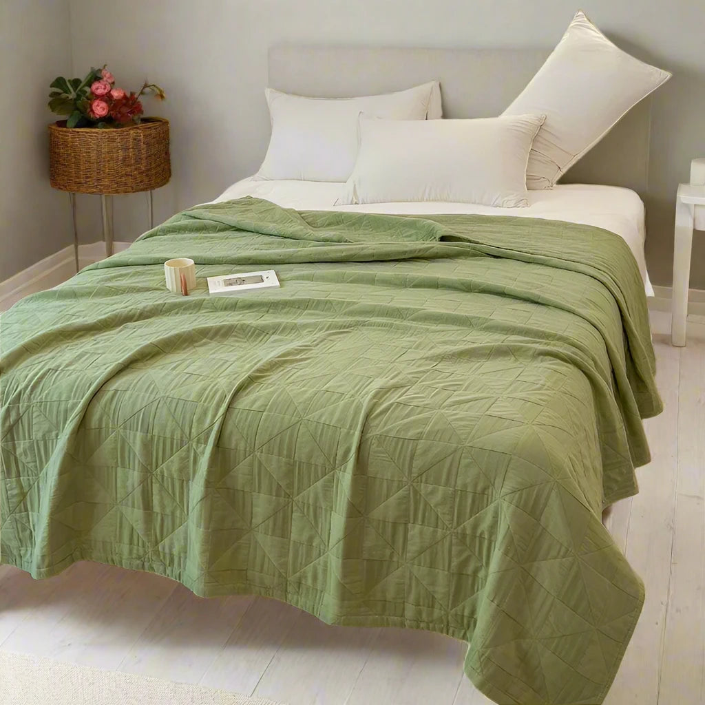 Patchwork Cotton Bedspreads in Green and Grey - Kingsize