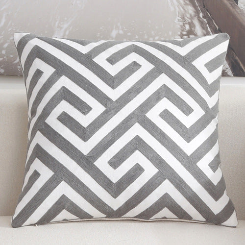 Scandinavian embroidery cushion cover - grey - Maze - Indimode